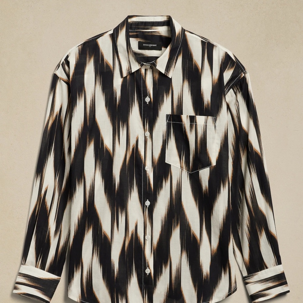Men's Black and White Patterned Shirt